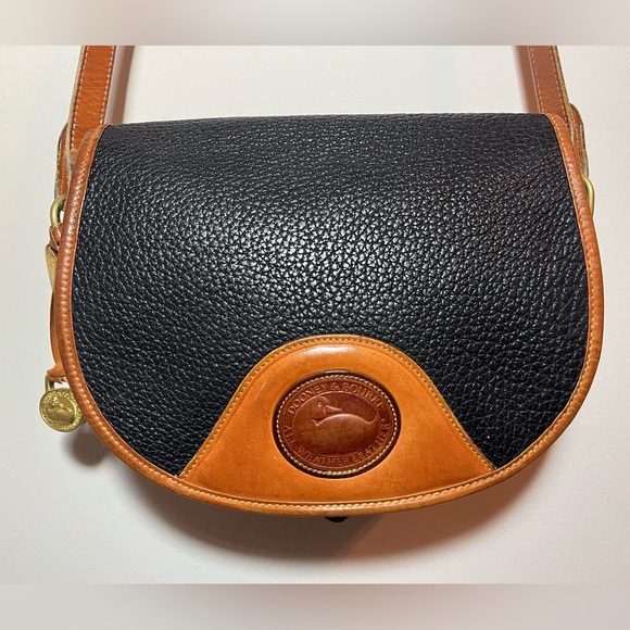 Vintage Dooney & Bourke All Leather saddle Bag Dark Blue Color Made In USA - Picture 2 of 16